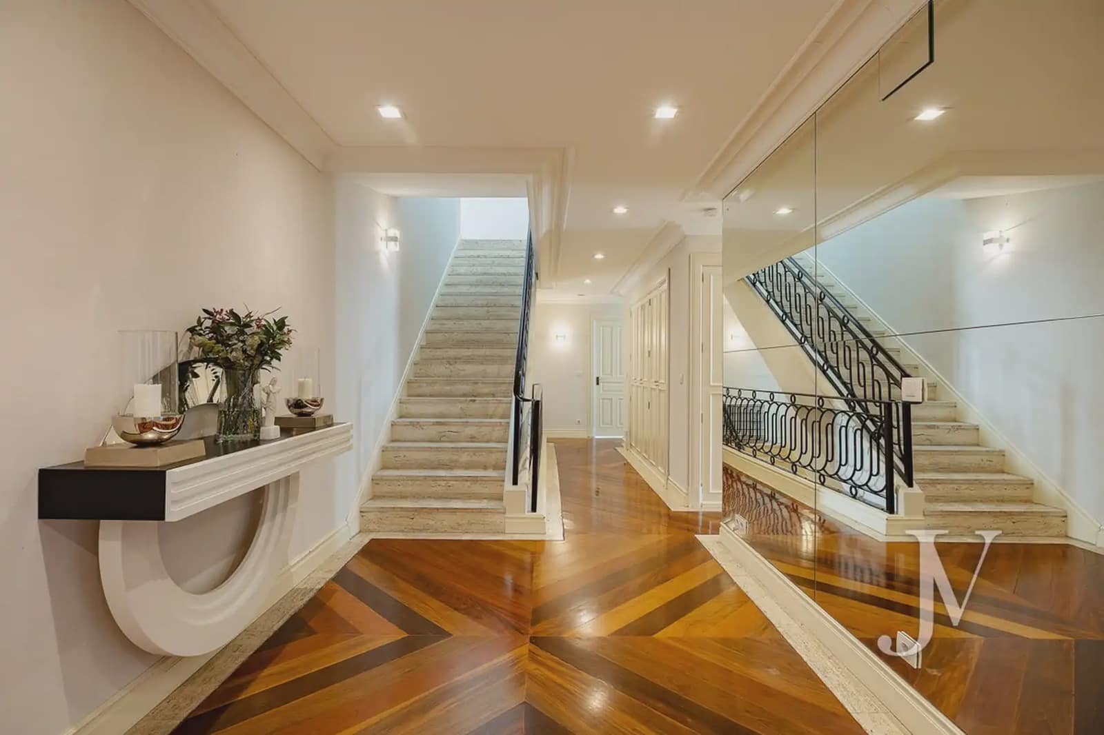 5 slaapkamer Villa te koop in Madrid stad met zwembad garage - € 3.800.000 (Ref: 9965646)