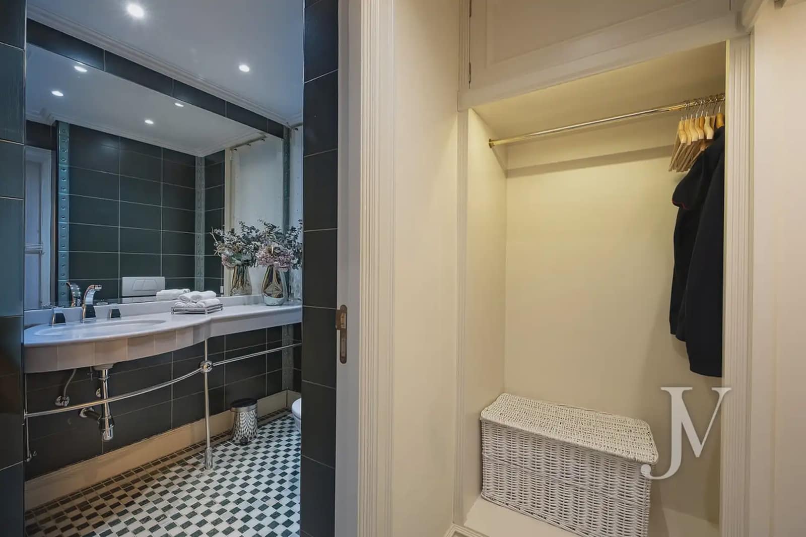 5 slaapkamer Villa te koop in Madrid stad met zwembad garage - € 3.800.000 (Ref: 9965646)