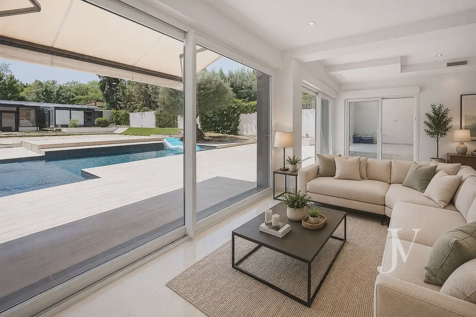 6 soverom Villa til salgs i La Moraleja med svømmebasseng garasje - € 4 100 000 (Ref: 9965649)
