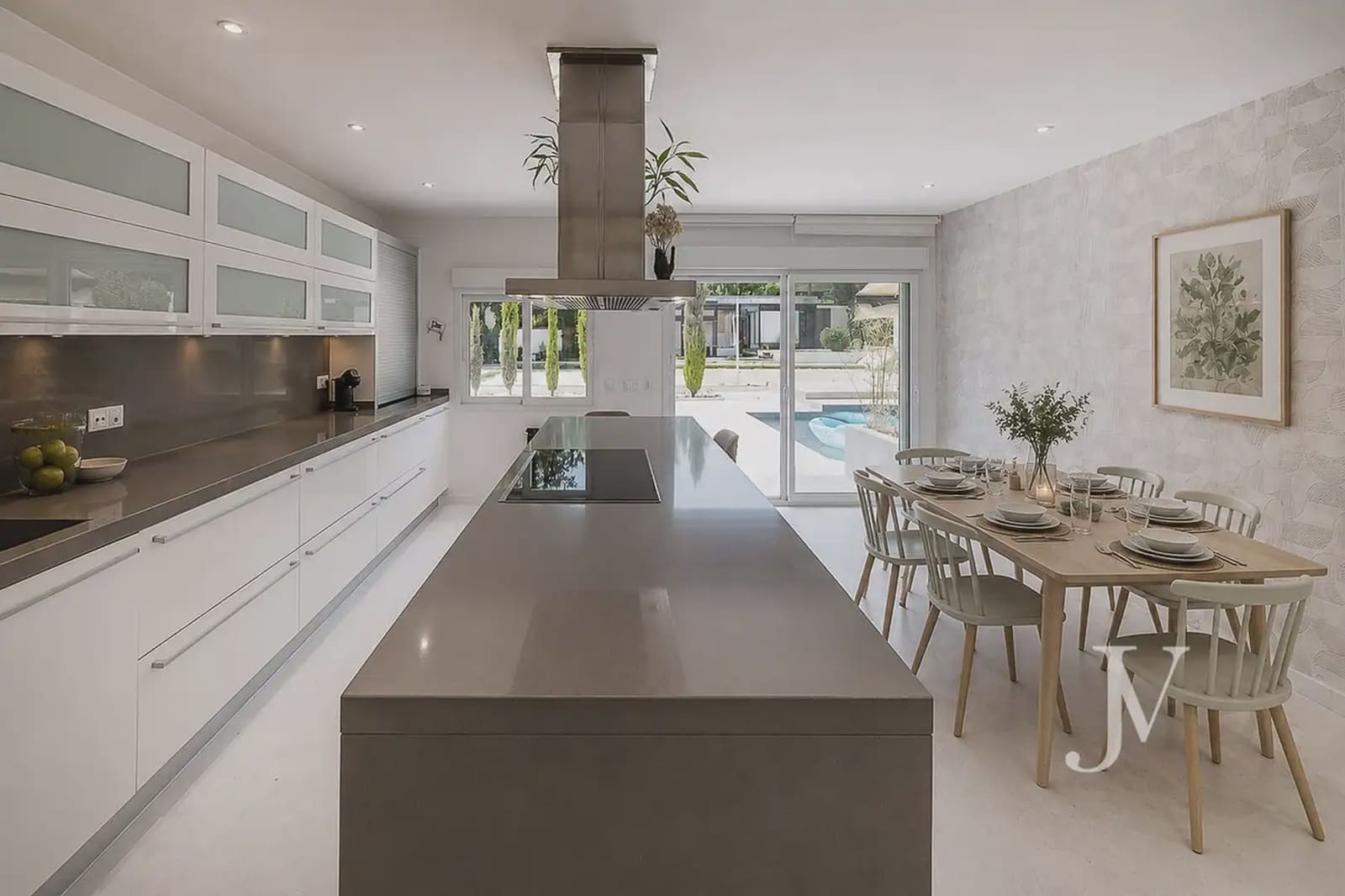 6 soverom Villa til salgs i La Moraleja med svømmebasseng garasje - € 4 100 000 (Ref: 9965649)