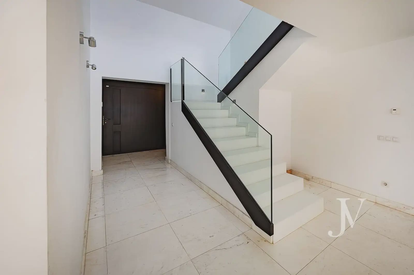 6 soverom Villa til salgs i La Moraleja med svømmebasseng garasje - € 4 100 000 (Ref: 9965649)