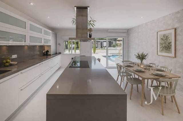 6 soverom Villa til salgs i La Moraleja, Alcobendas med svømmebasseng garasje - € 4 100 000 (Ref: 9965649)