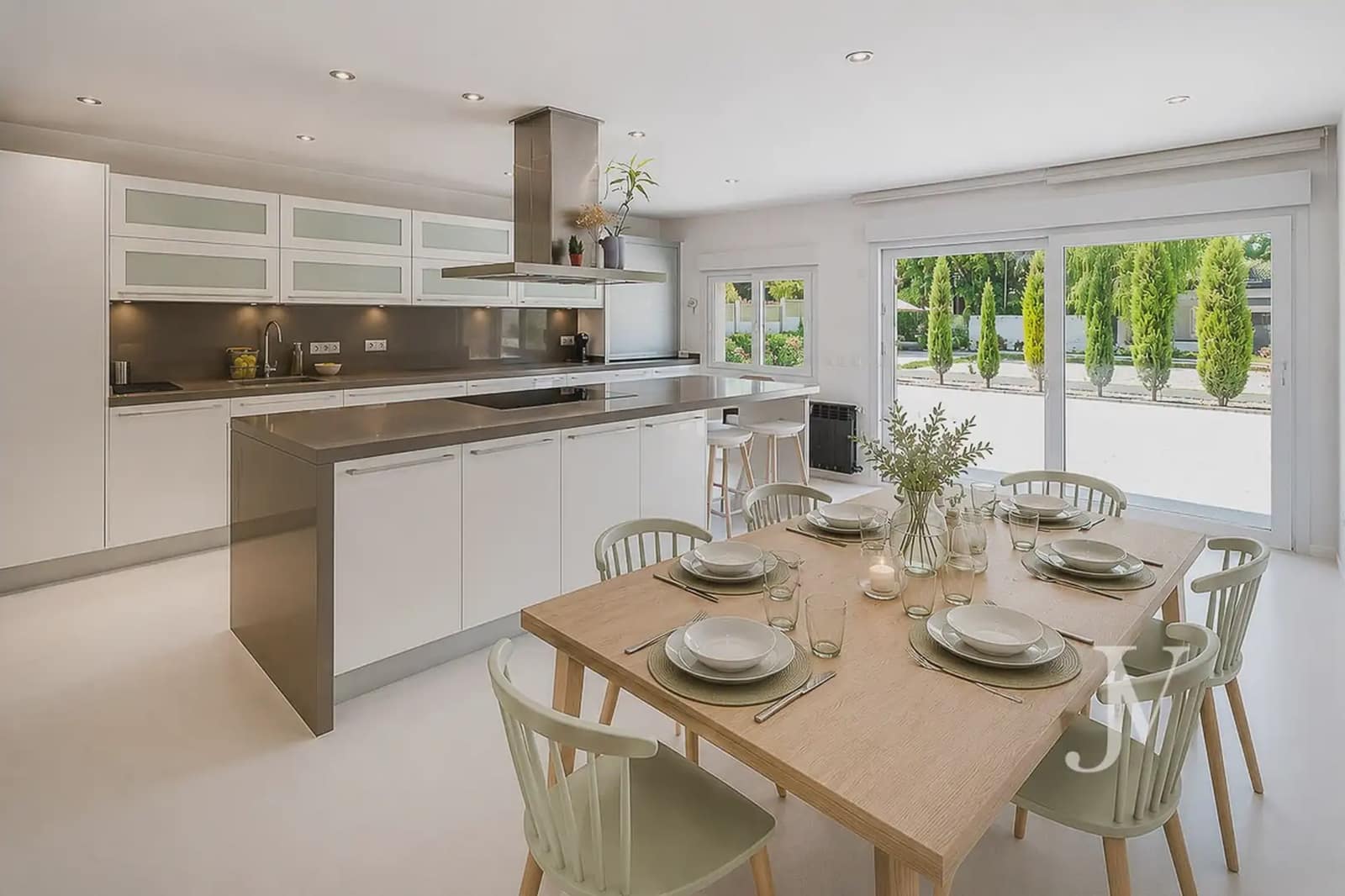 6 soverom Villa til salgs i La Moraleja med svømmebasseng garasje - € 4 100 000 (Ref: 9965649)