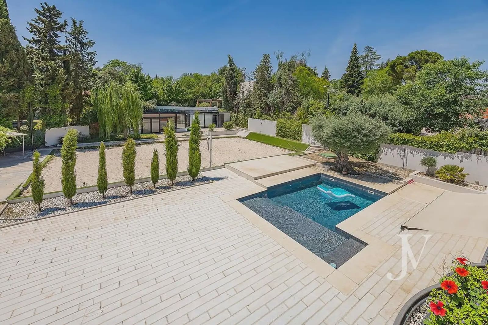6 soverom Villa til salgs i La Moraleja med svømmebasseng garasje - € 4 100 000 (Ref: 9965649)