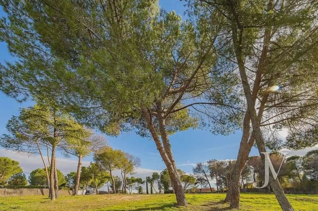 Bouwgrond te koop in La Moraleja, Alcobendas - € 6.500.000 (Ref: 9965650)