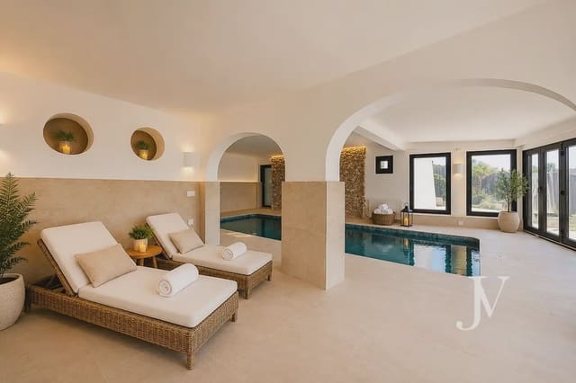 4 soverom Villa til salgs i San Sebastián de los Reyes med svømmebasseng garasje - € 1 900 000 (Ref: 9965651)