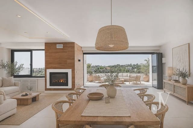 4 soverom Villa til salgs i San Sebastián de los Reyes med svømmebasseng garasje - € 1 900 000 (Ref: 9965651)