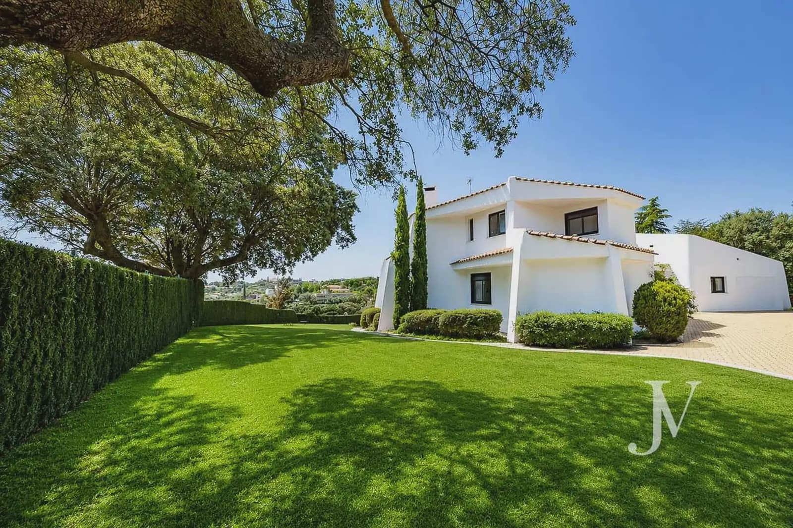 4 soveværelse Villa til salg i San Sebastian de los Reyes med swimmingpool garage - € 1.900.000 (Ref: 9965651)