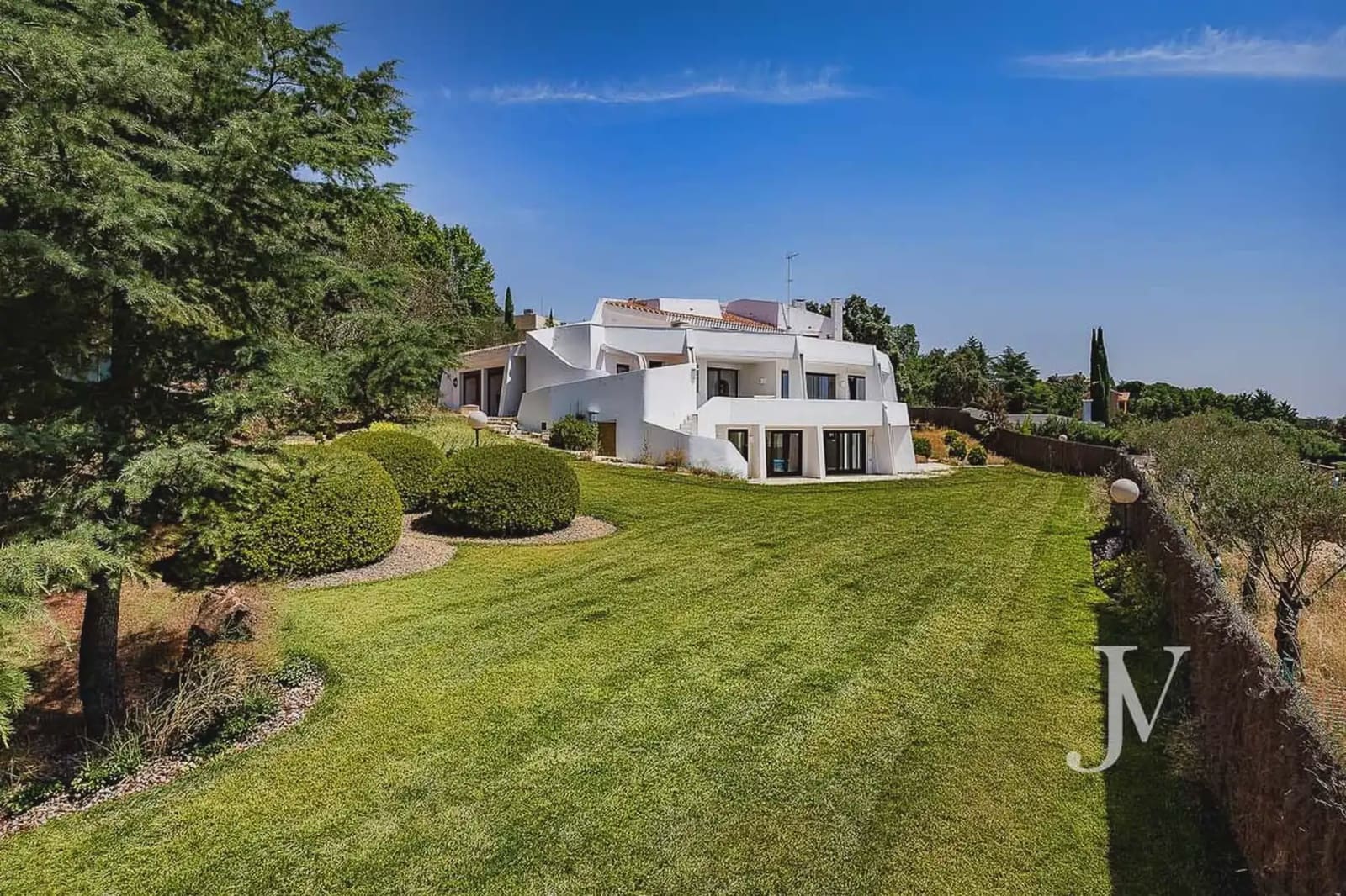 4 soveværelse Villa til salg i San Sebastian de los Reyes med swimmingpool garage - € 1.900.000 (Ref: 9965651)