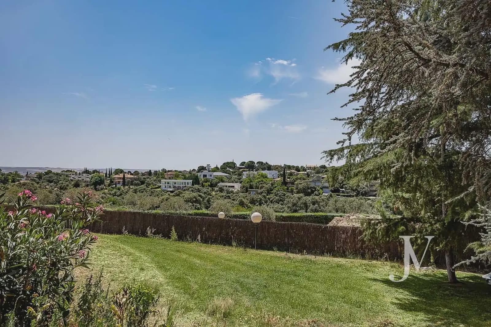4 soveværelse Villa til salg i San Sebastian de los Reyes med swimmingpool garage - € 1.900.000 (Ref: 9965651)