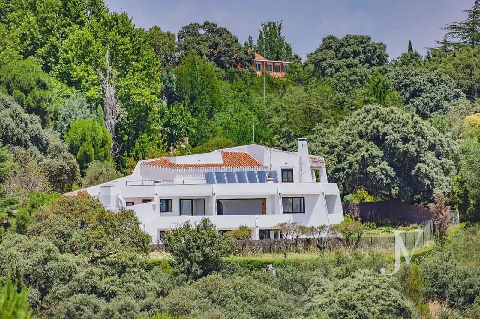 4 soveværelse Villa til salg i San Sebastian de los Reyes med swimmingpool garage - € 1.900.000 (Ref: 9965651)