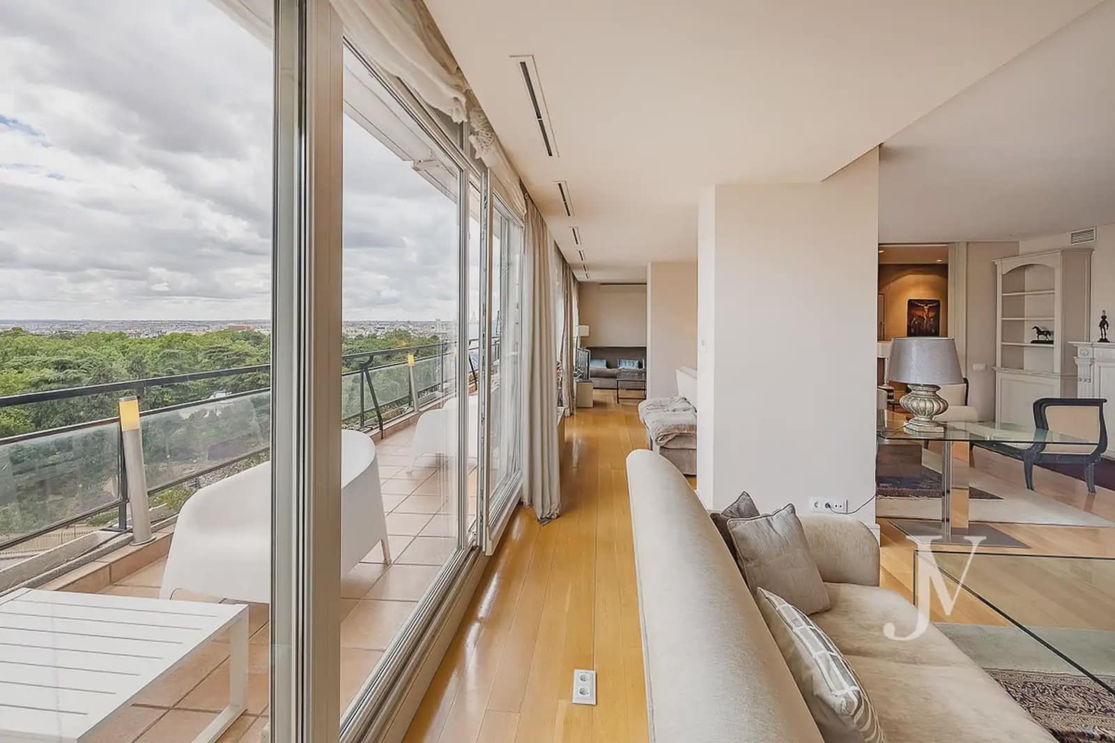 4 sovrum Lägenhet att hyra i Madrid stad med garage - 9 000 € (Ref: 9965652)