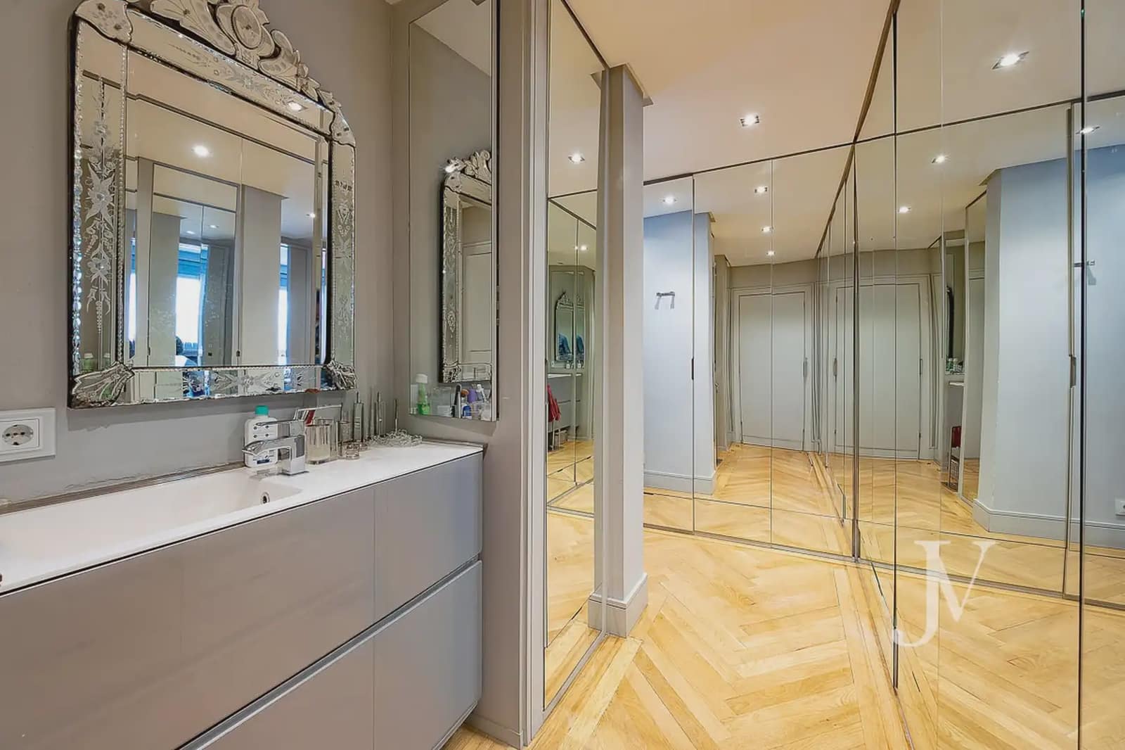 4 sovrum Lägenhet att hyra i Madrid stad med garage - 9 000 € (Ref: 9965652)
