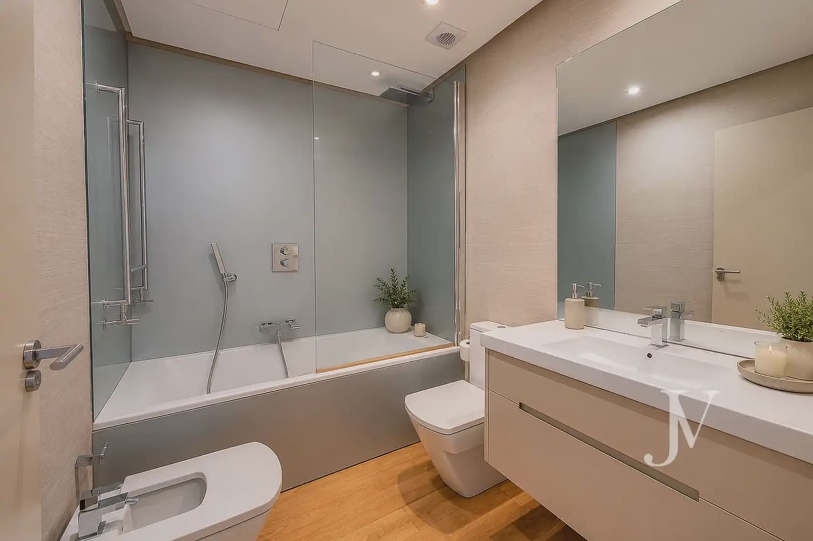 4 sovrum Lägenhet att hyra i Madrid stad med garage - 9 000 € (Ref: 9965652)