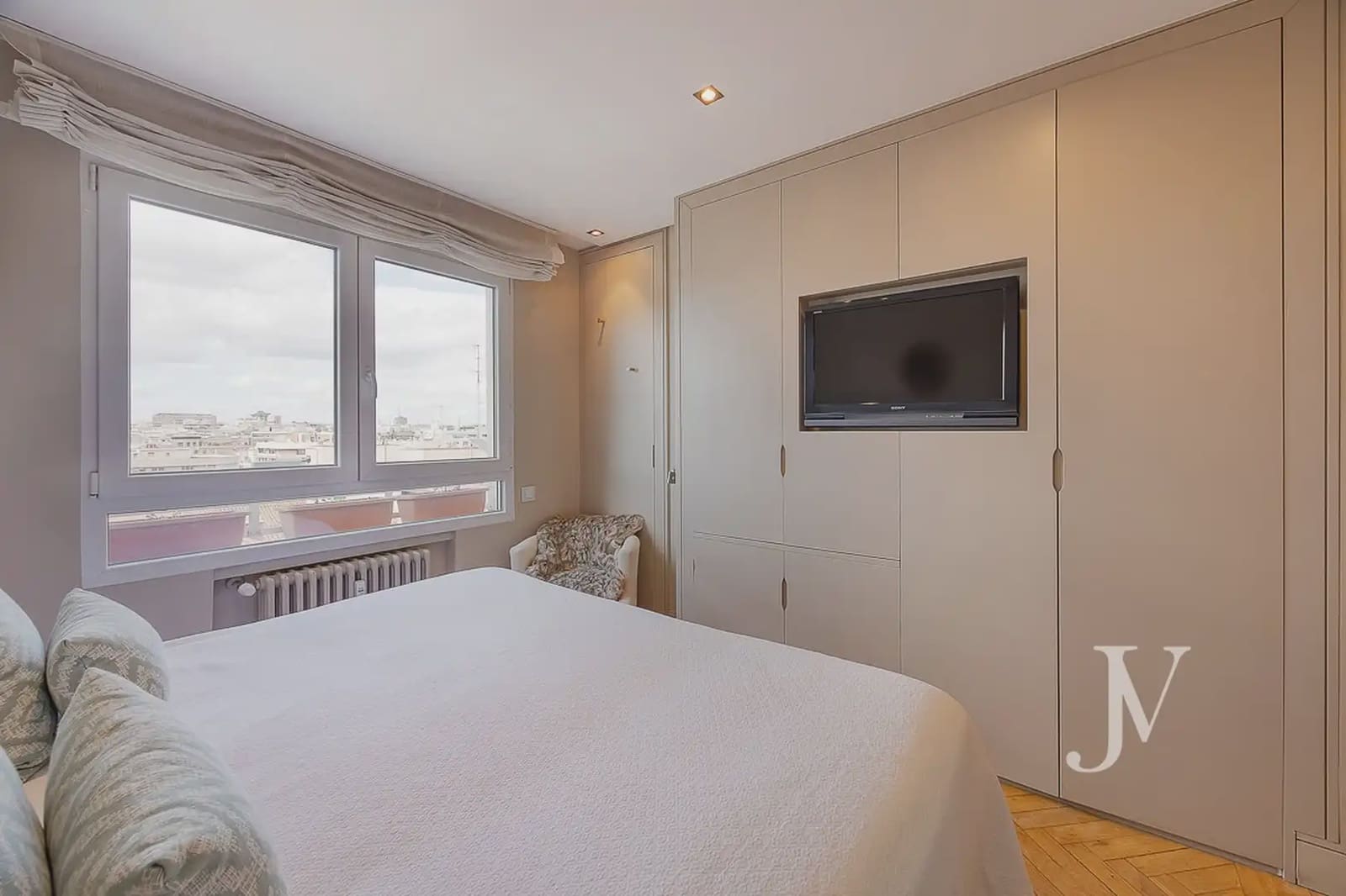4 sovrum Lägenhet att hyra i Madrid stad med garage - 9 000 € (Ref: 9965652)