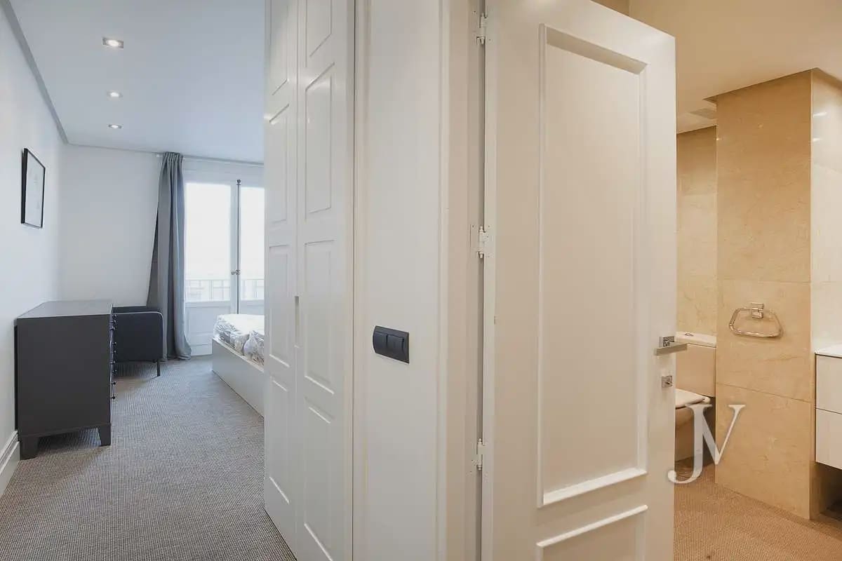 2 quarto Apartamento para venda em Madrid cidade - 1 800 000 € (Ref: 9976757)