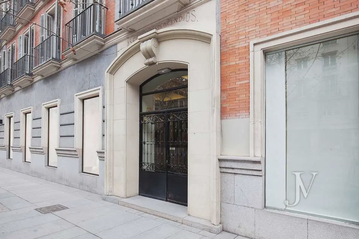 2 quarto Apartamento para venda em Madrid cidade - 1 800 000 € (Ref: 9976757)