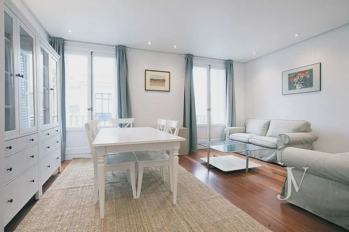 2 quarto Apartamento para venda em Madrid cidade - 1 800 000 € (Ref: 9976757)