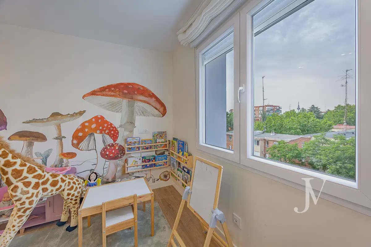 3 makuuhuone Asunto myytävänä paikassa Madrid kaupunki - 1 230 000 € (Ref: 9983744)