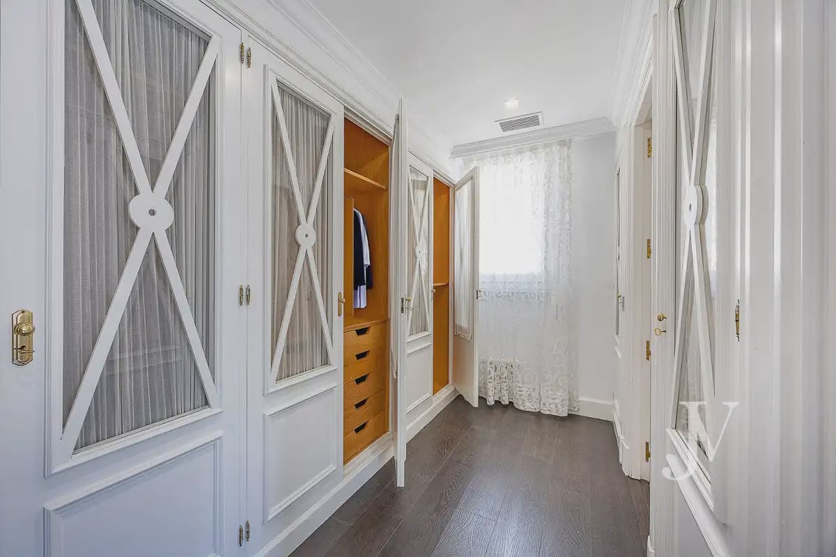 Pareado de 5 habitaciones en Madrid ciudad en venta con piscina garaje - 3.150.000 € (Ref: 9997516)