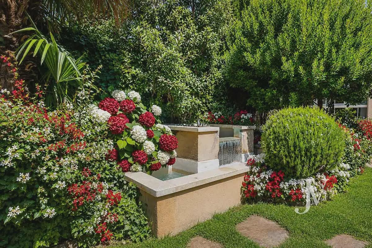 Pareado de 5 habitaciones en Madrid ciudad en venta con piscina garaje - 3.150.000 € (Ref: 9997516)