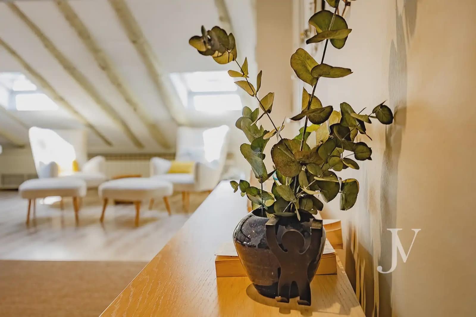 2 bedroom Penthouse for rent in Madrid city - € 2,300 (Ref: 9997596)
