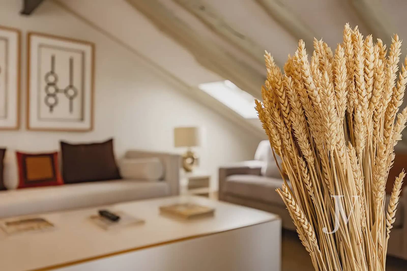 2 bedroom Penthouse for rent in Madrid city - € 2,300 (Ref: 9997596)