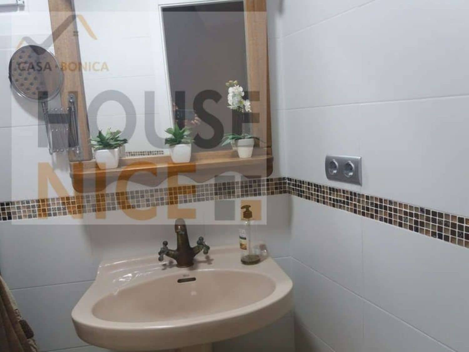 5 bedroom Villa for sale in Benicarlo with pool garage - € 320,000 (Ref: 8585281)