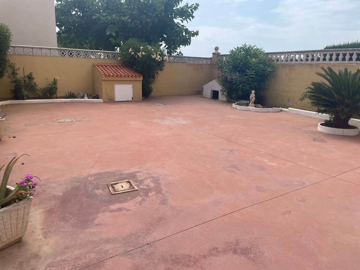 5 bedroom Villa for sale in Benicarlo with pool garage - € 320,000 (Ref: 8585281)