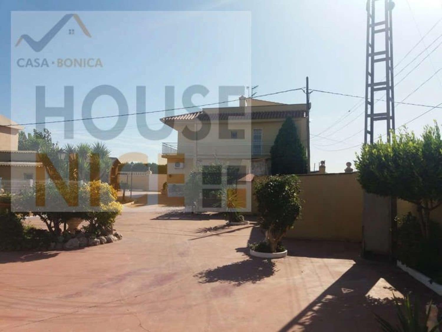 5 bedroom Villa for sale in Benicarlo with pool garage - € 320,000 (Ref: 8585281)
