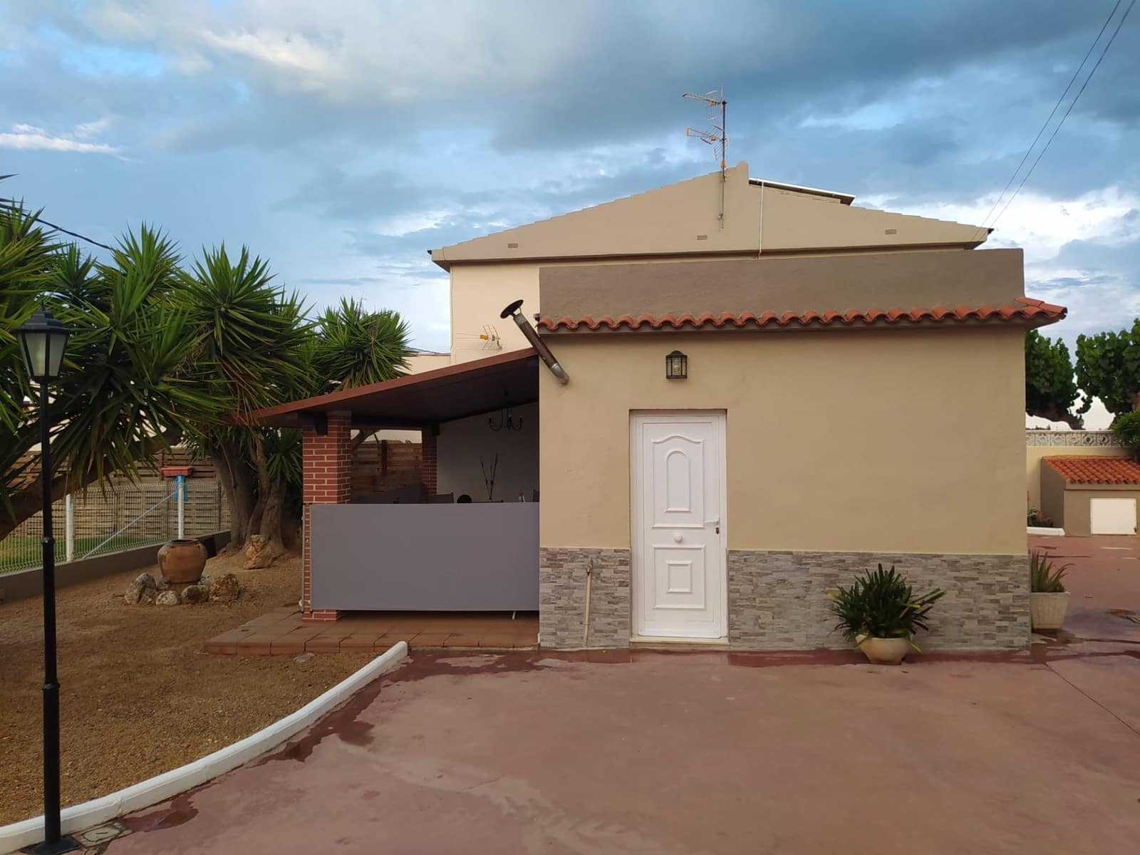 5 bedroom Villa for sale in Benicarlo with pool garage - € 320,000 (Ref: 8585281)