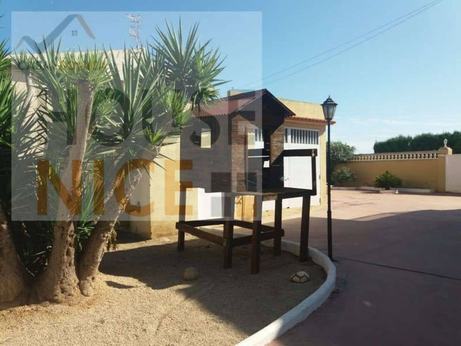 5 bedroom Villa for sale in Benicarlo with pool garage - € 320,000 (Ref: 8585281)