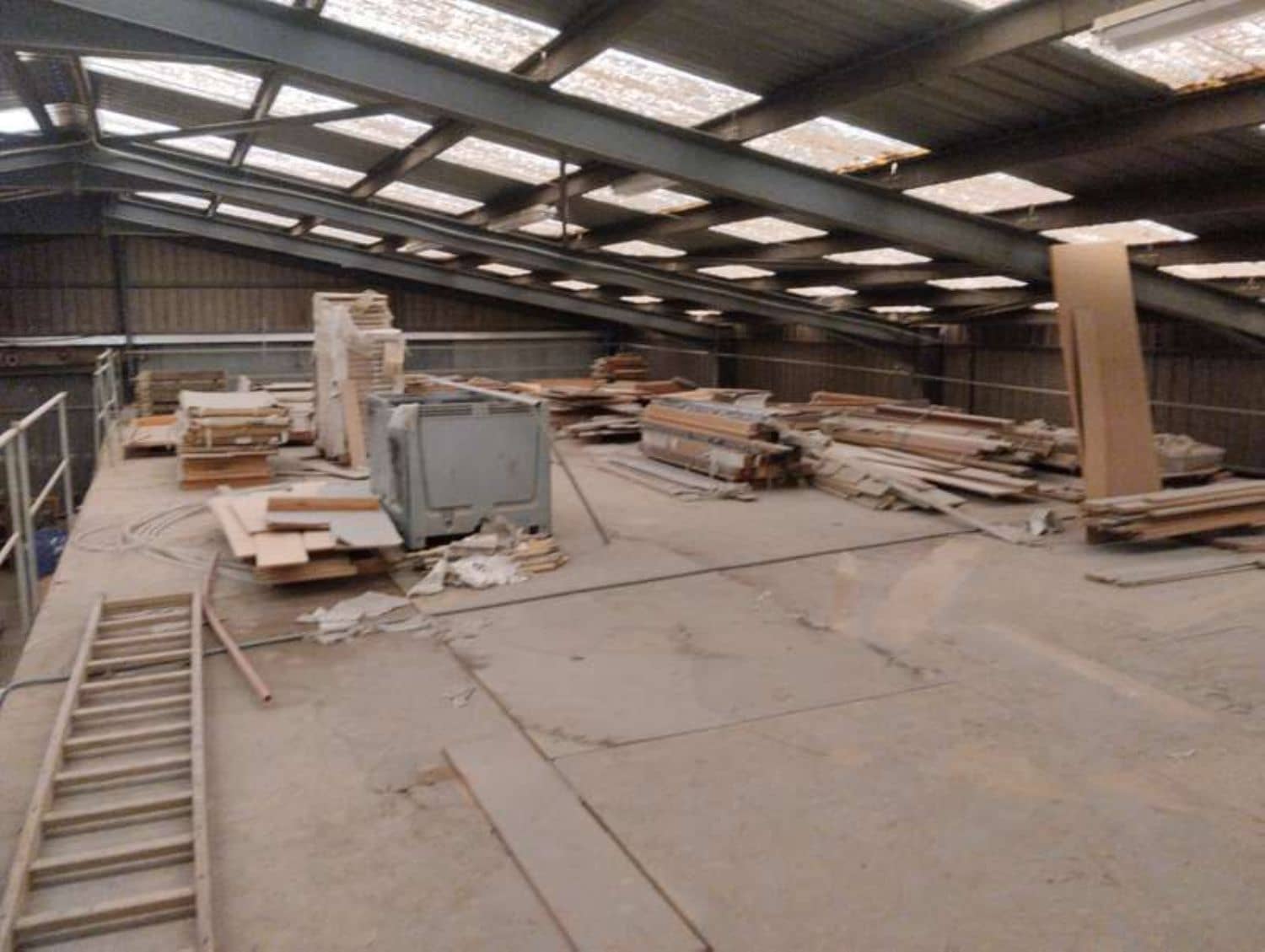 Commercial for sale in Benicarlo - € 554,000 (Ref: 8585284)