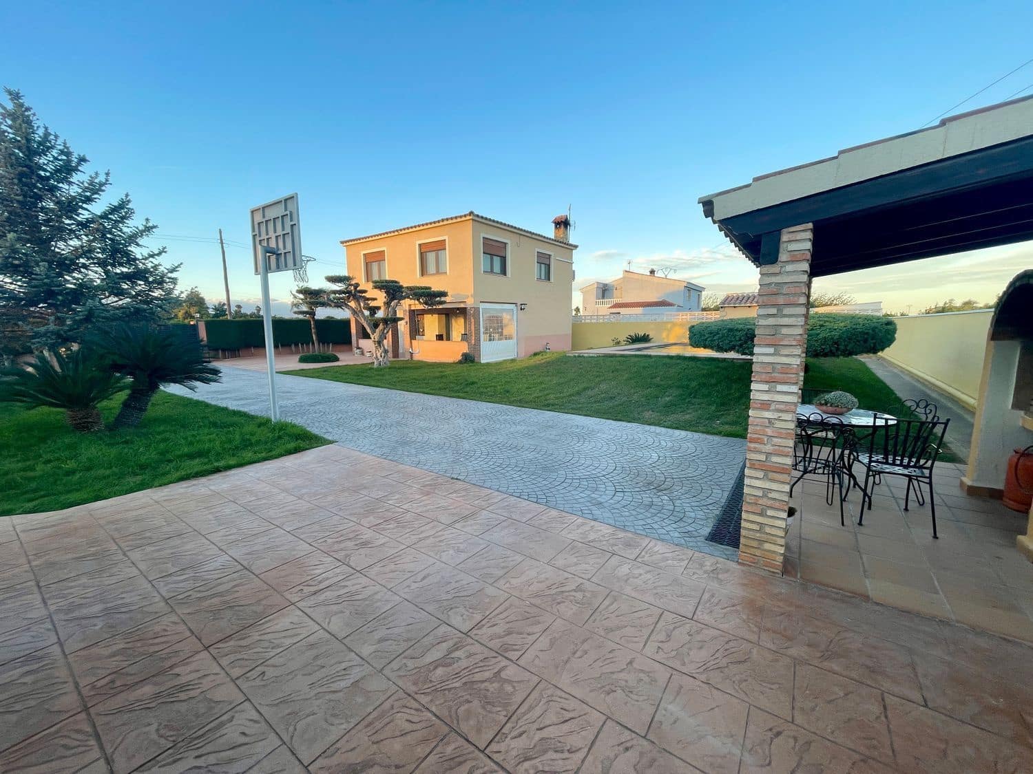 3 bedroom Villa for sale in Benicarlo with pool - € 340,000 (Ref: 8585330)