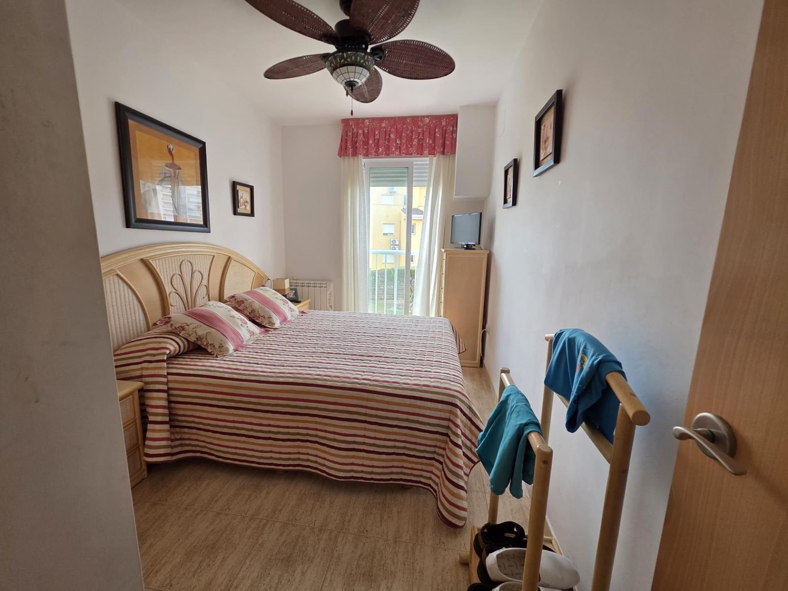 2 bedroom Flat for sale in Benicarlo with pool - € 166,000 (Ref: 9591827)