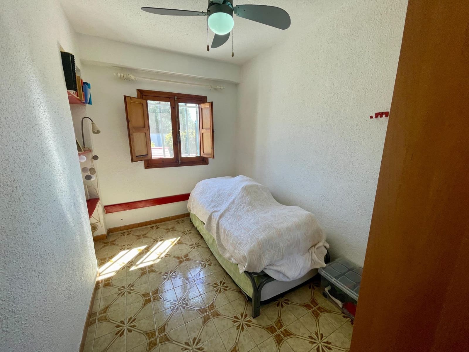 2 bedroom Villa for sale in Benicarlo with garage - € 165,000 (Ref: 9591834)