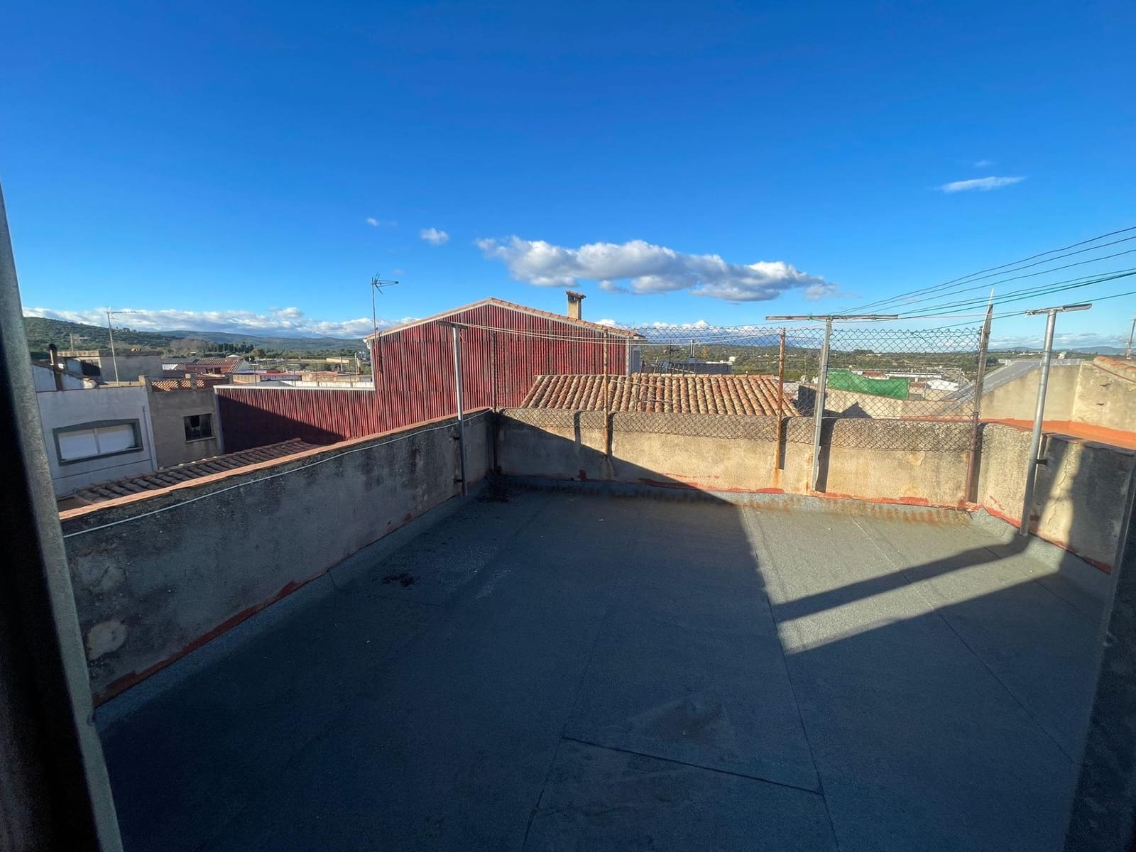 4 Zimmer Haus zu verkaufen in Calig - 75.000 € (Ref: 9591844)