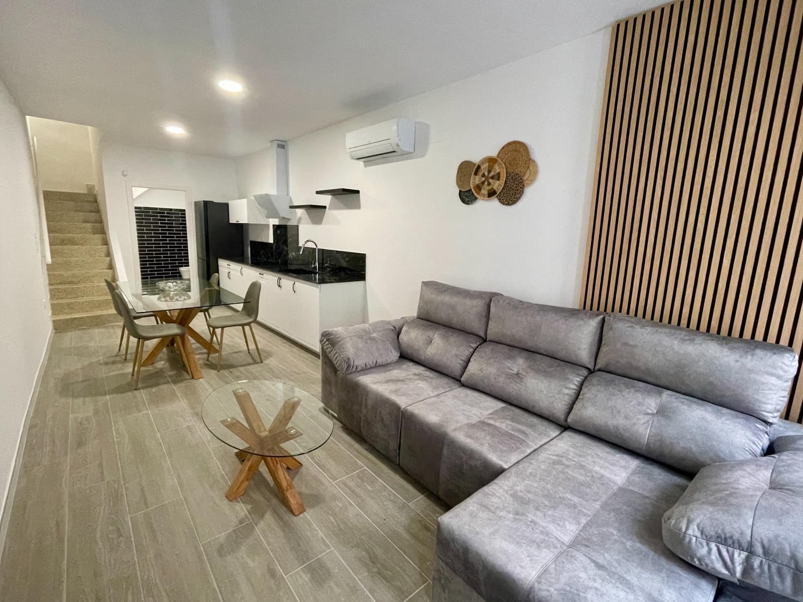 2 bedroom Townhouse for sale in Benicarlo - € 220,000 (Ref: 9591848)