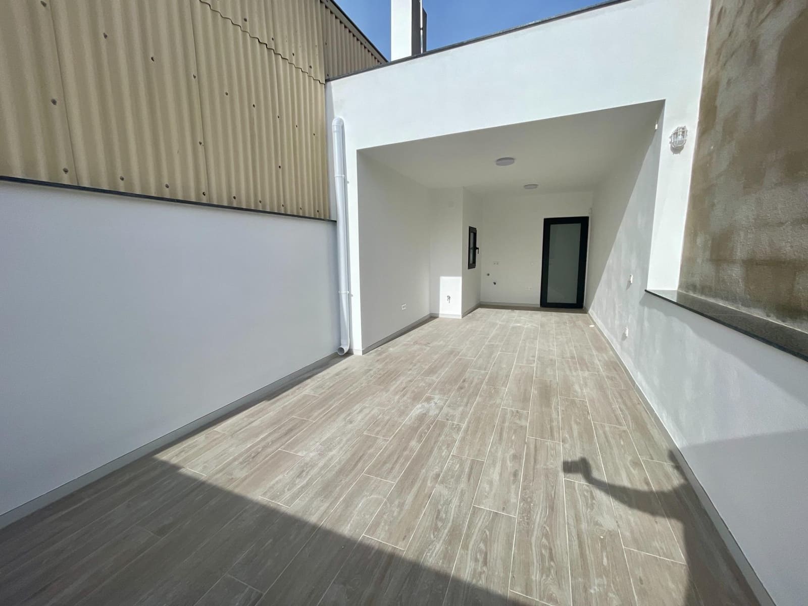 2 bedroom Townhouse for sale in Benicarlo - € 220,000 (Ref: 9591848)