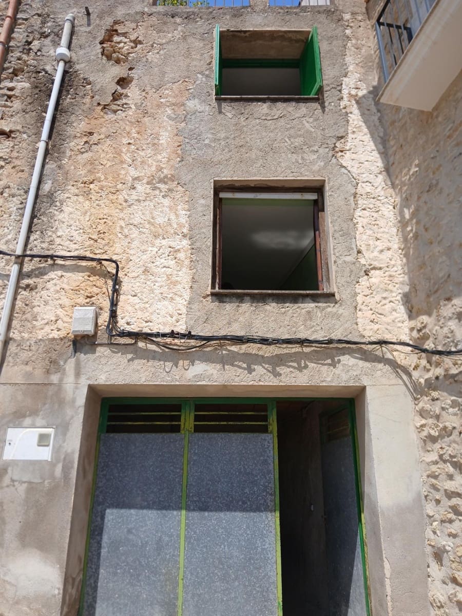 4 makuuhuone Omakotitalo myytävänä paikassa Cervera del Maestre / Cervera del Maestrat - 60 000 € (Ref: 9591851)