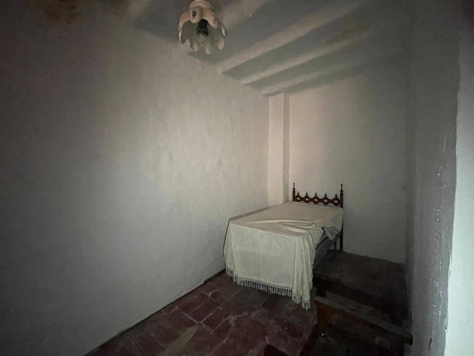 5 bedroom Townhouse for sale in Benicarlo - € 103,630 (Ref: 9719894)