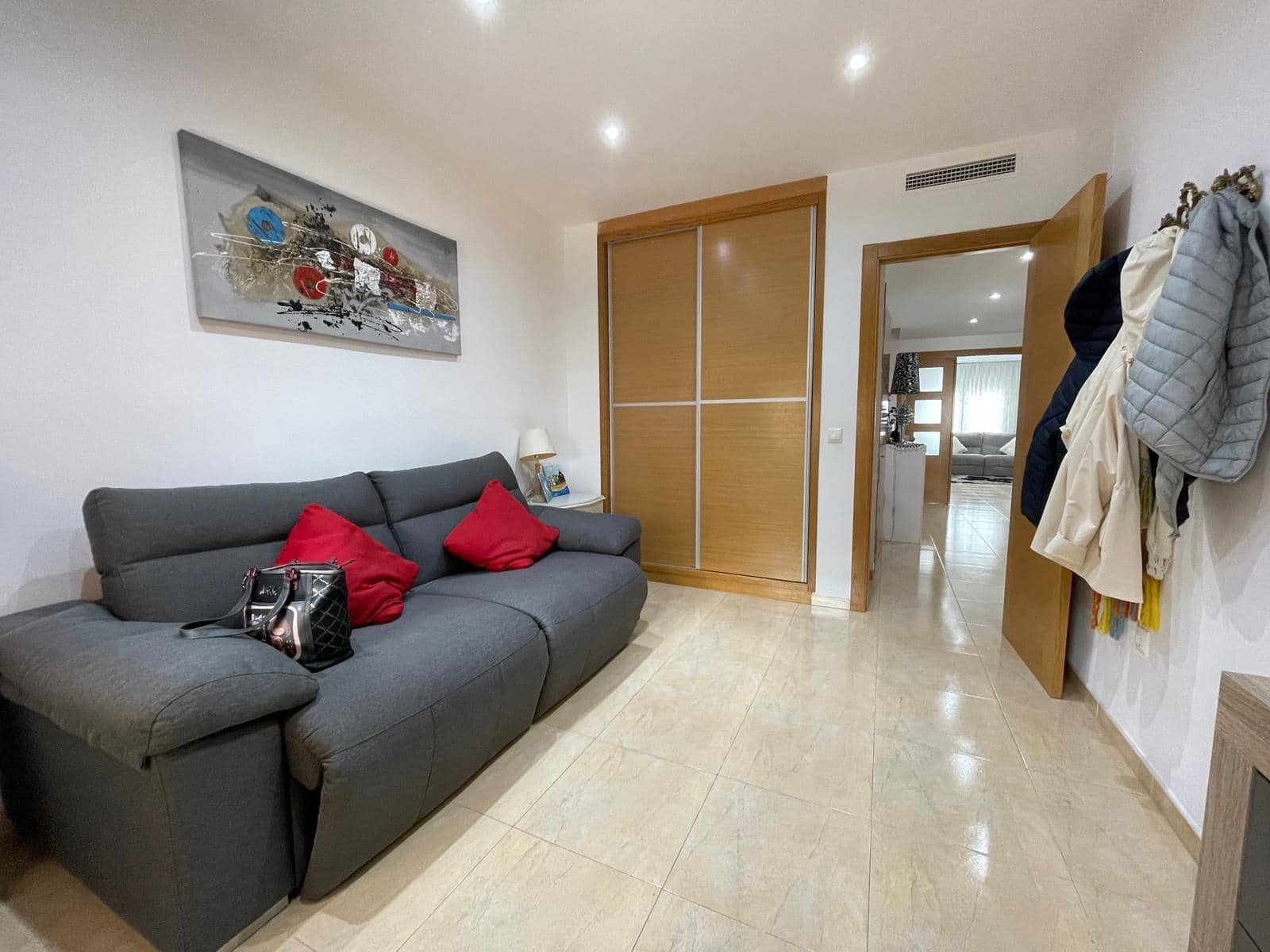 4 sypialnia Dom szeregowy na sprzedaż w Vinaros z garażem - 375 000 € (Ref: 9811557)
