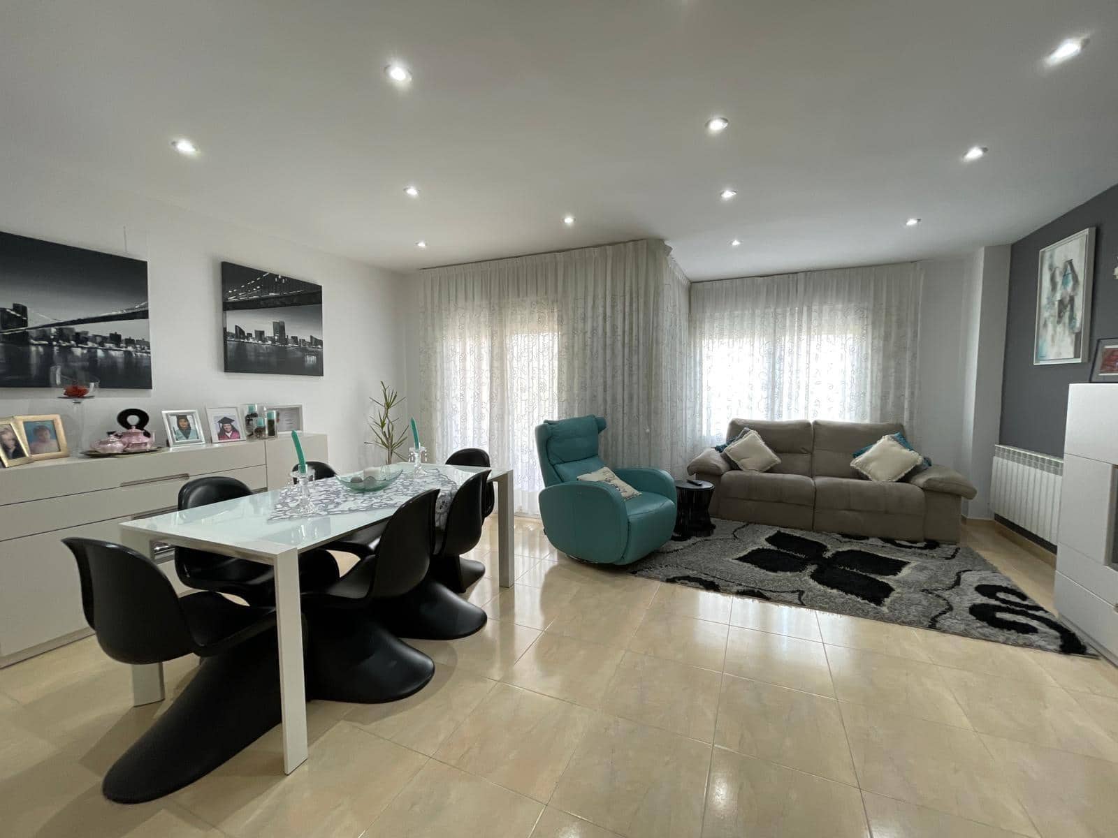 4 sypialnia Dom szeregowy na sprzedaż w Vinaros z garażem - 375 000 € (Ref: 9811557)