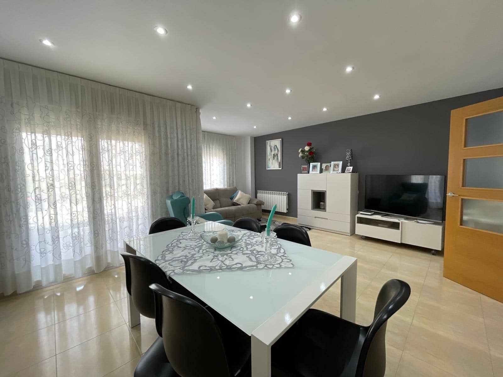 4 sypialnia Dom szeregowy na sprzedaż w Vinaros z garażem - 375 000 € (Ref: 9811557)