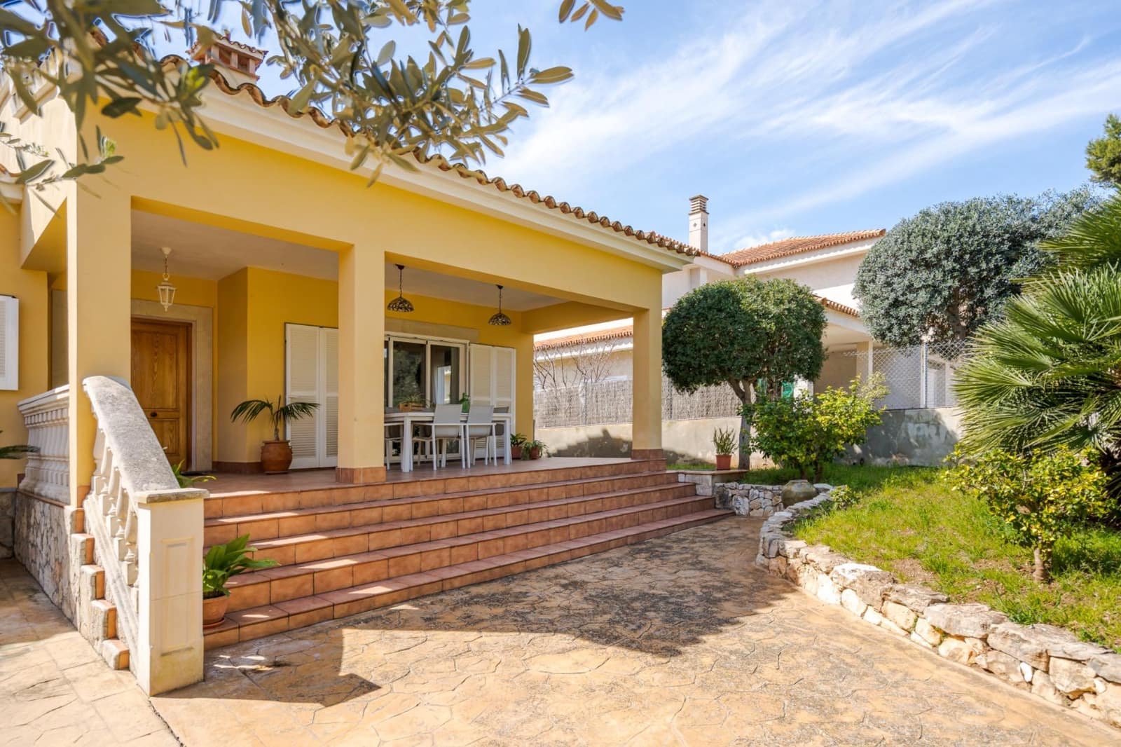 4 slaapkamer Villa te koop in Santa Ponsa met garage - € 2.200.000 (Ref: 9733457)