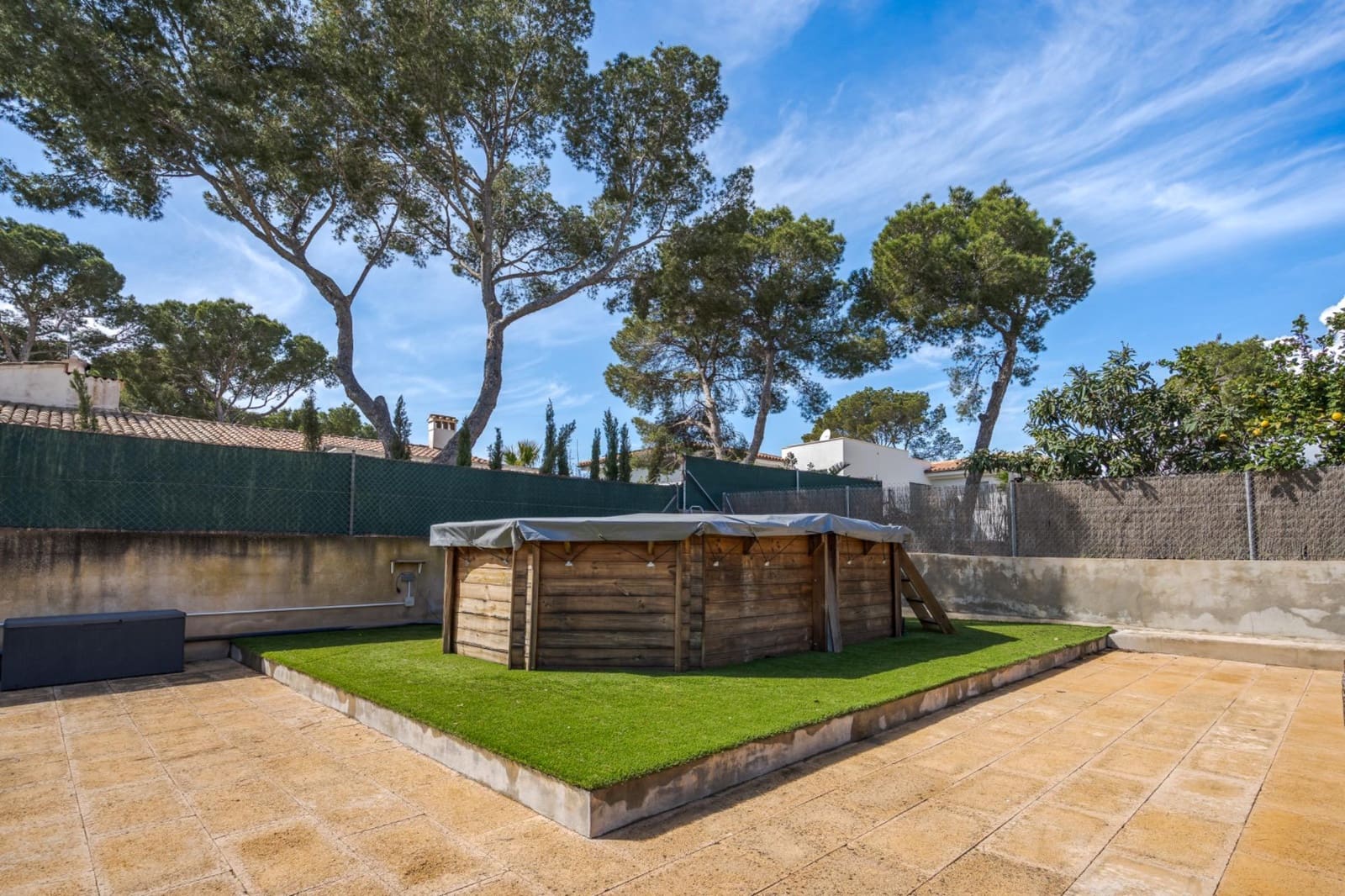 4 slaapkamer Villa te koop in Santa Ponsa met garage - € 2.200.000 (Ref: 9733457)