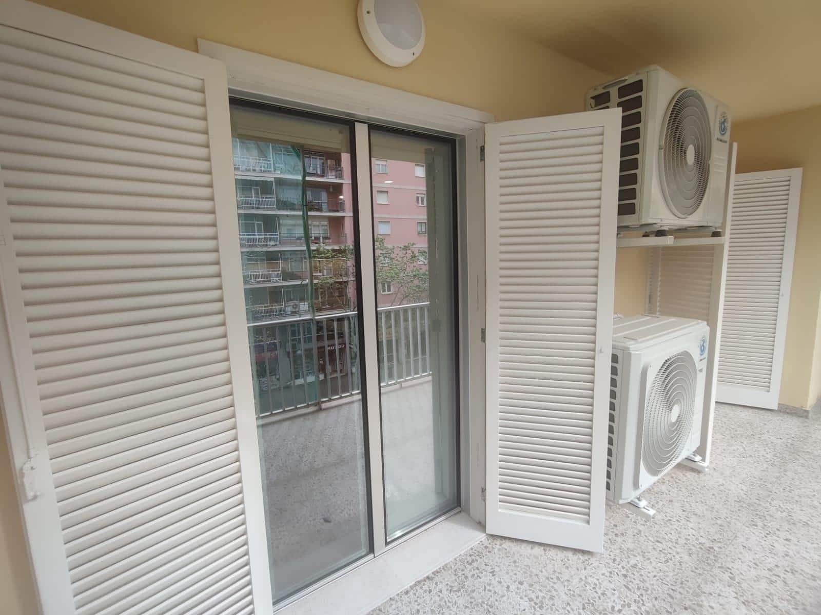 3 quarto Apartamento para arrendar em Palma de Mallorca com garagem - 2 500 € (Ref: 9733458)