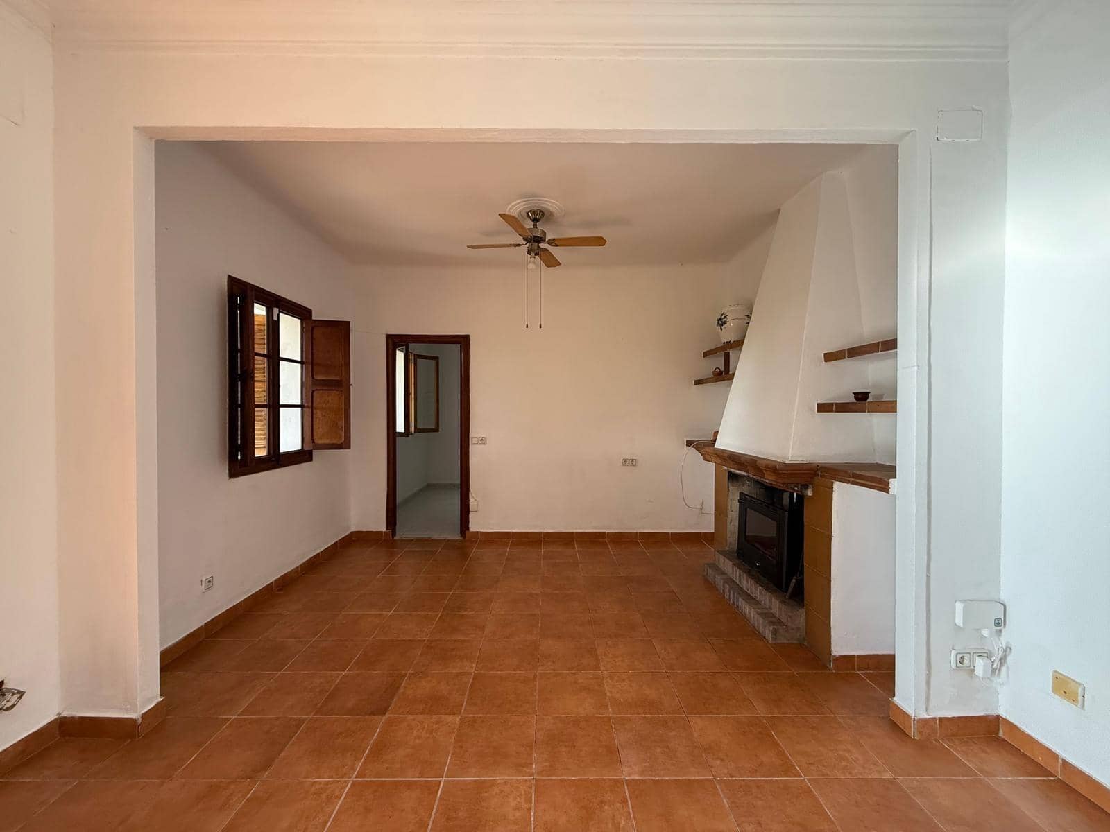 5 bedroom Finca/Country House for rent in El Pont d'Inca / Es Pont d'Inca with garage - € 1,800 (Ref: 9733459)