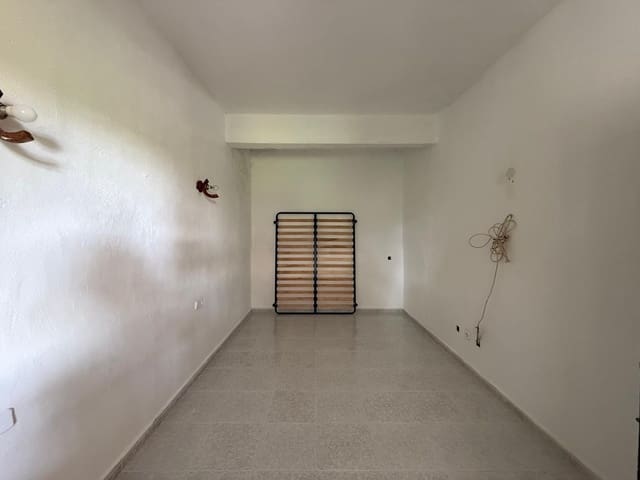 5 bedroom Finca/Country House for rent in El Pont d'Inca / Es Pont d'Inca, Marratxí with garage - € 1,800 (Ref: 9733459)