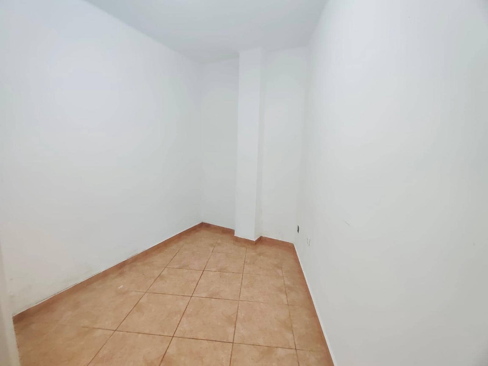 Erhverv til salg i Palma de Mallorca - € 159.000 (Ref: 9733464)